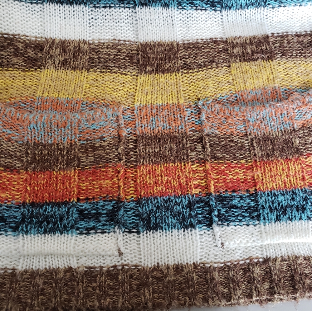 Sweater - Picture 4 of 5